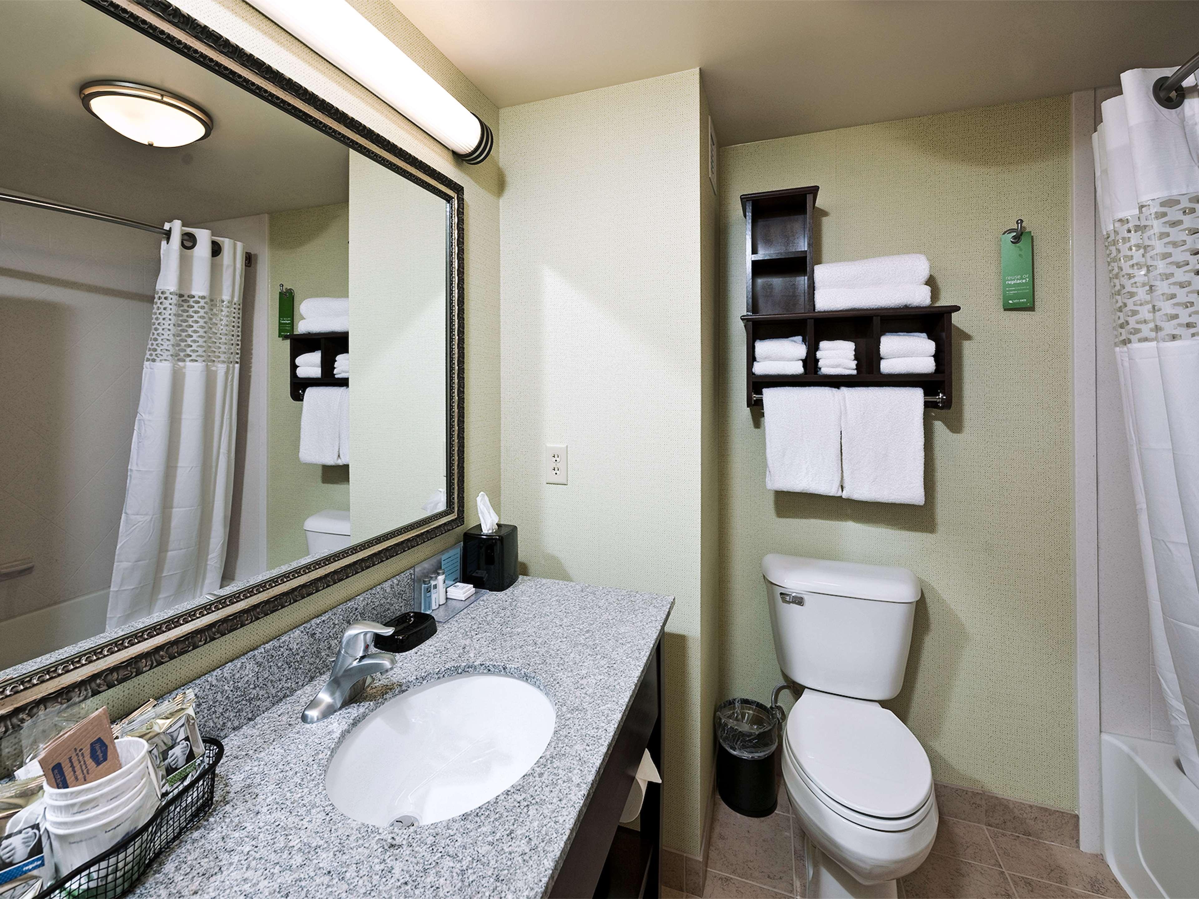 Hampton Inn Augusta Bagian luar foto