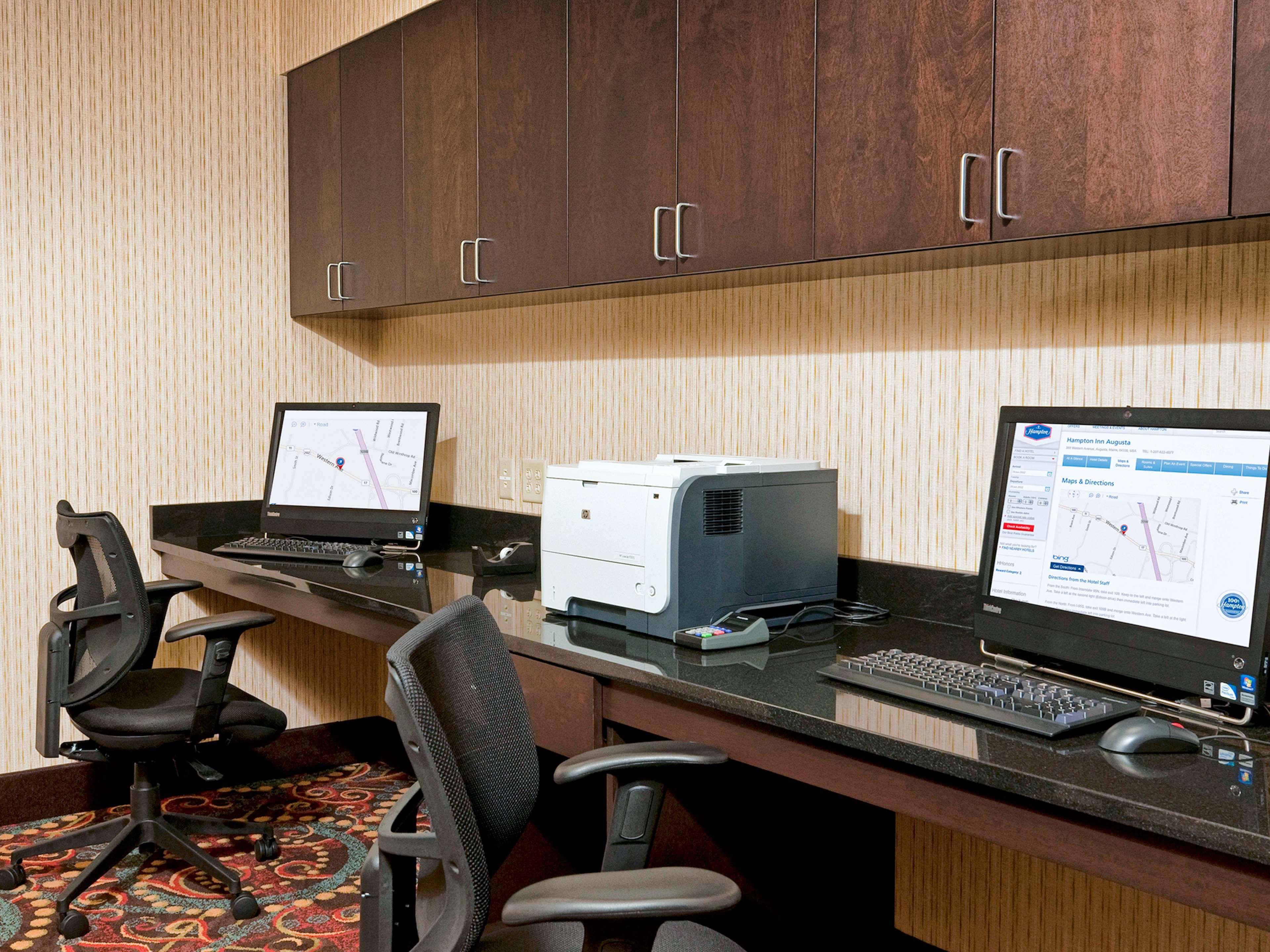 Hampton Inn Augusta Bagian luar foto