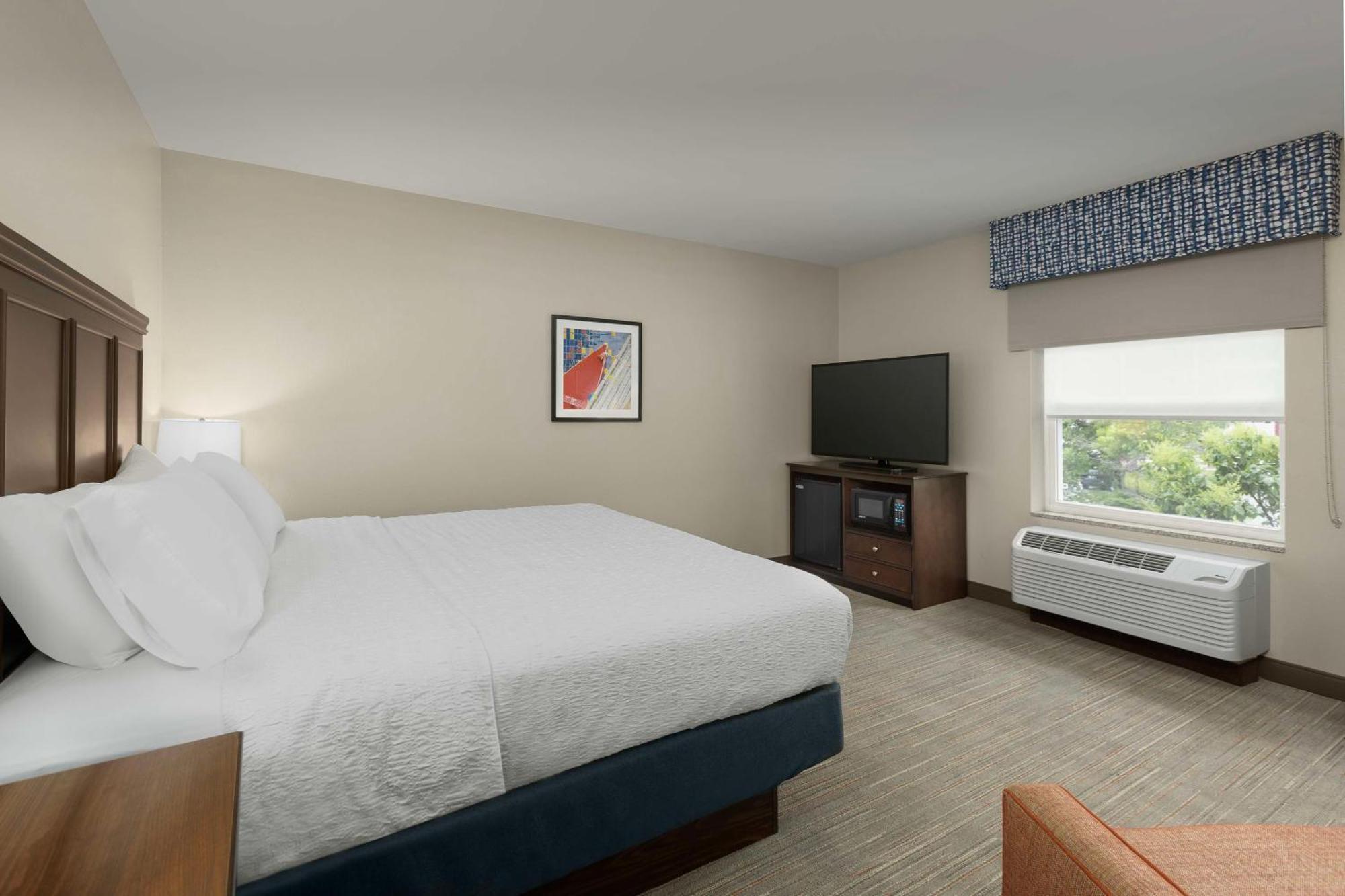 Hampton Inn Augusta Bagian luar foto